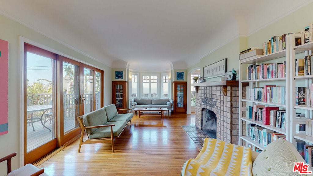 Photo of Listing #25535333