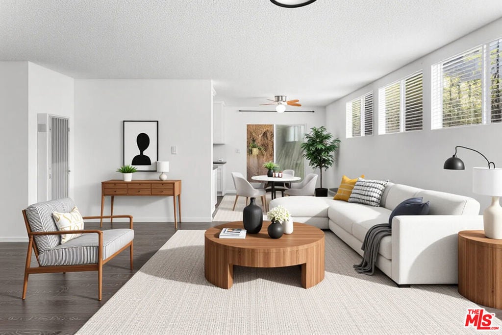 Photo of Listing #25533961