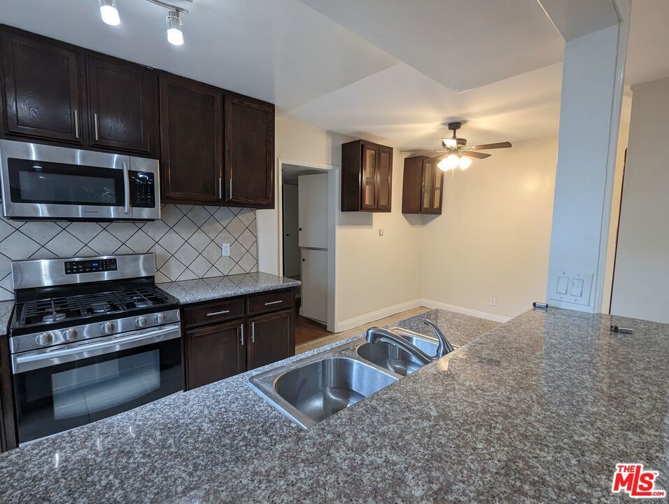 Photo of Listing #25535585