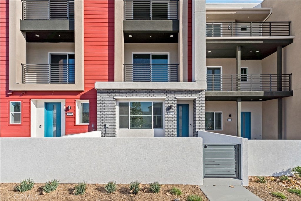 Photo of Listing #OC25101514