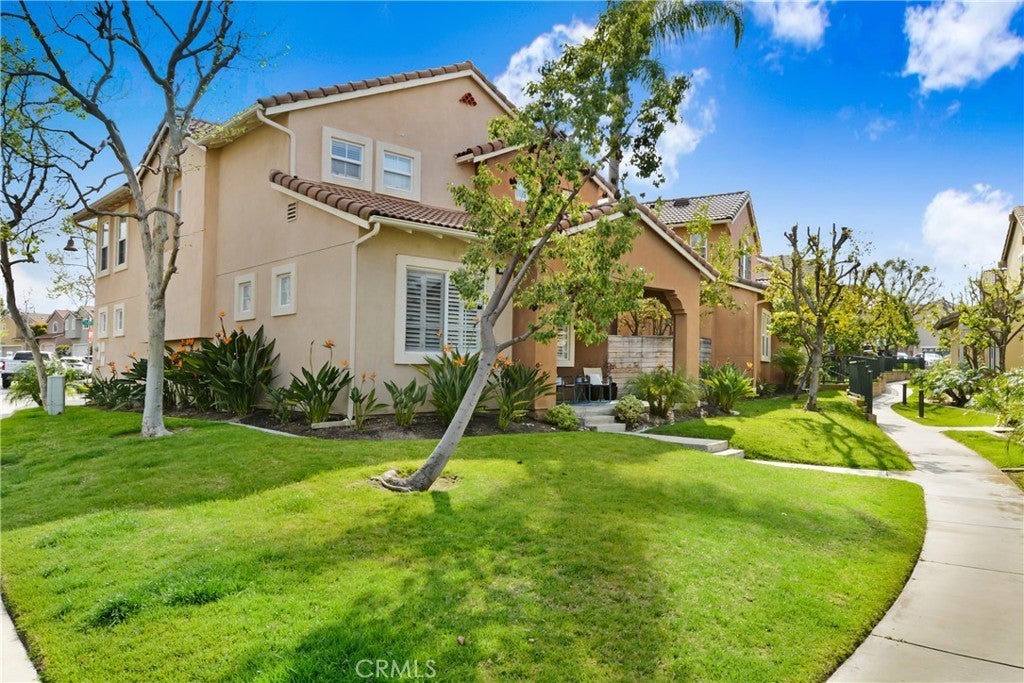 Photo of Listing #OC25101629