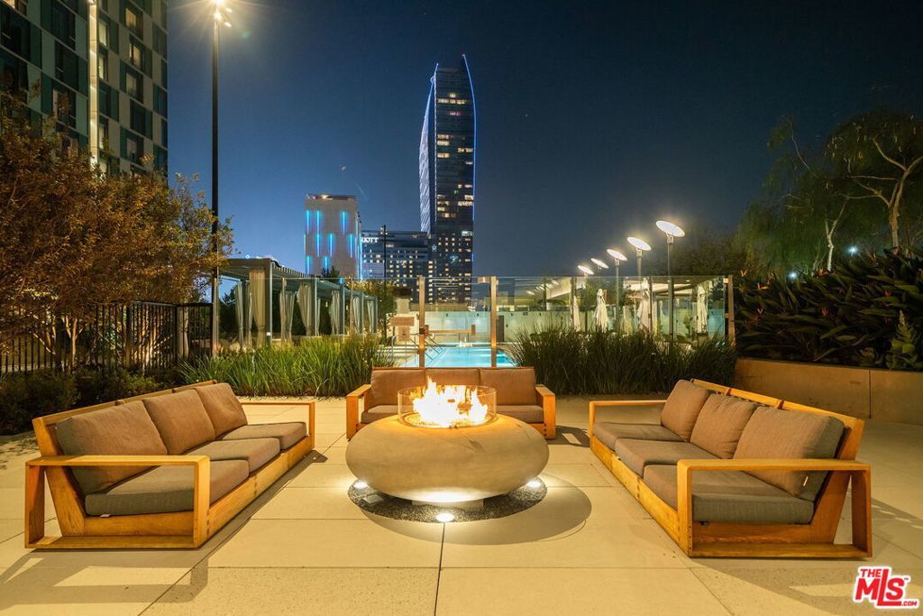 Photo of Listing #25535679