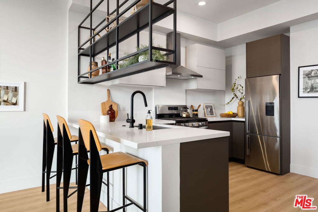 Photo of Listing #25535763