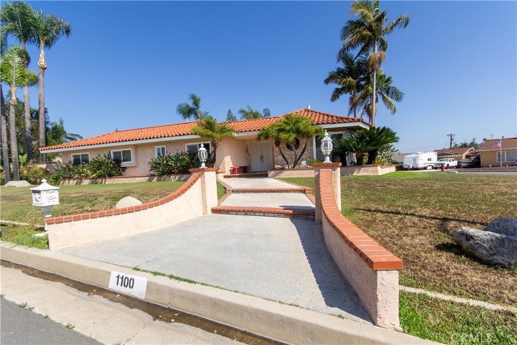 Photo of Listing #PW25102278