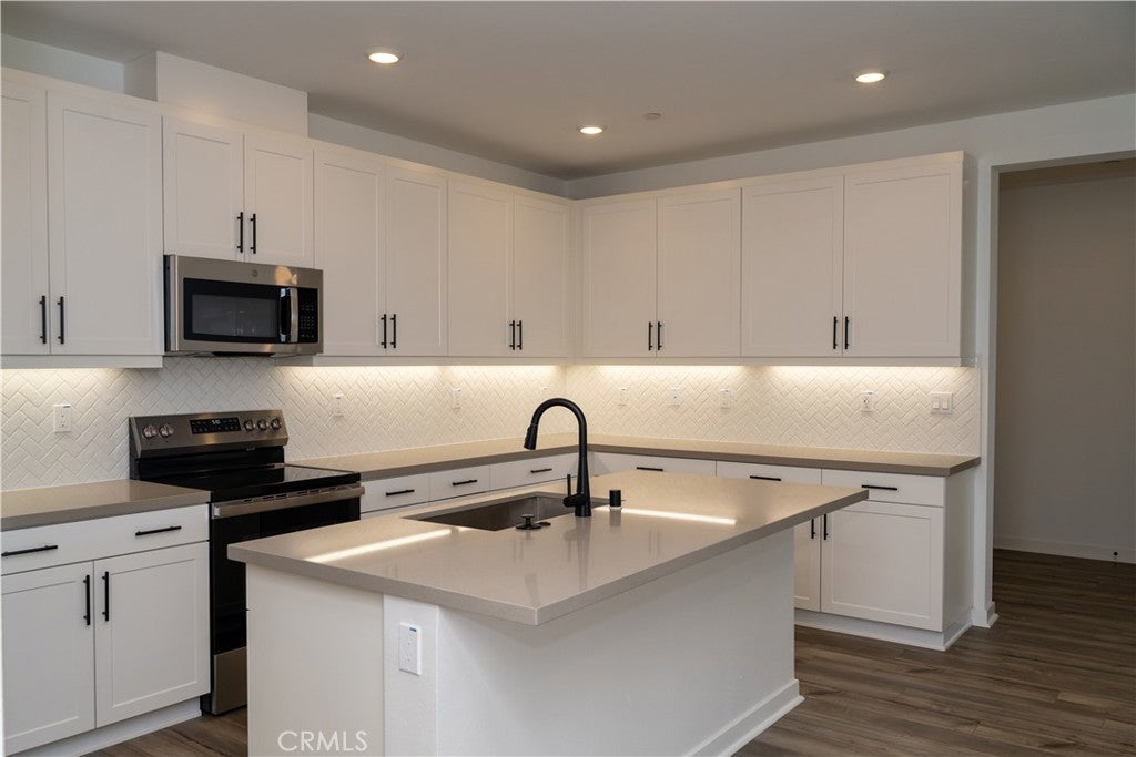 Photo of Listing #OC25102535