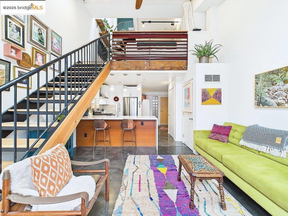 Photo of Listing #41096675