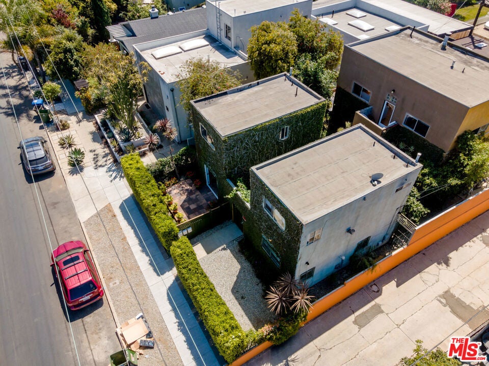 Photo of Listing #25536277