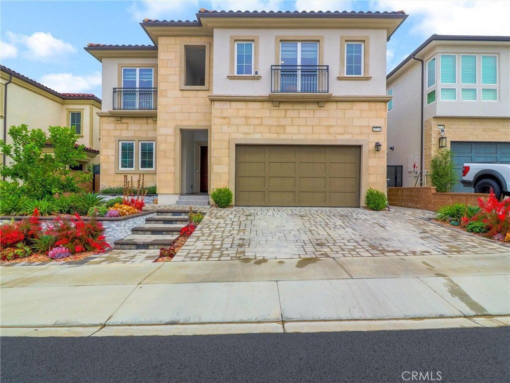 Photo of Listing #SR25103276