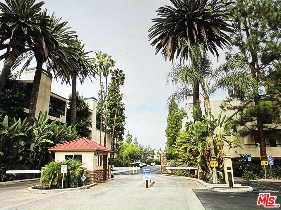 Photo of Listing #25535189