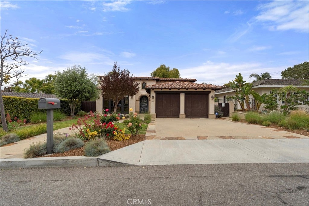 Photo of Listing #PV25103317