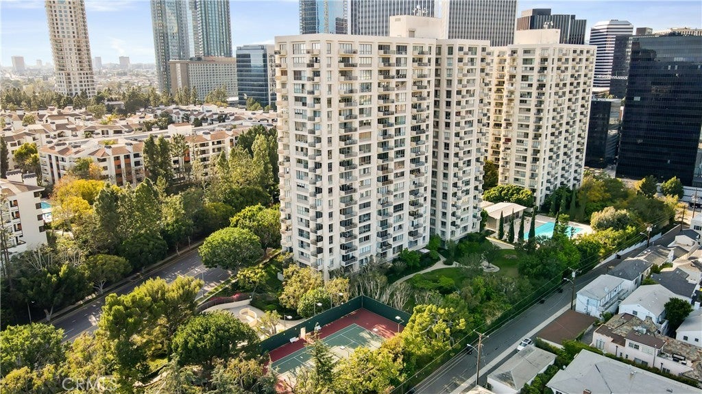 Photo of Listing #SR25101094