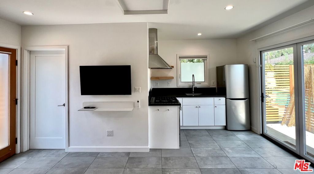 Photo of Listing #25535691