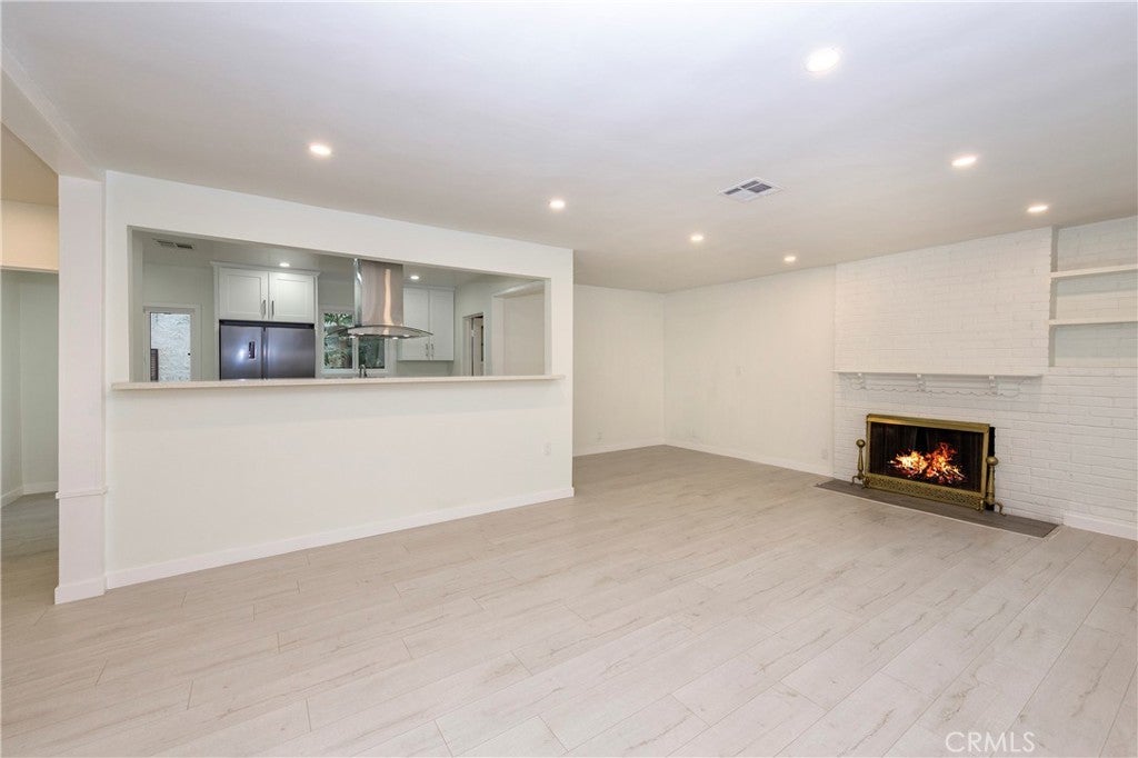 Photo of Listing #BB25103840