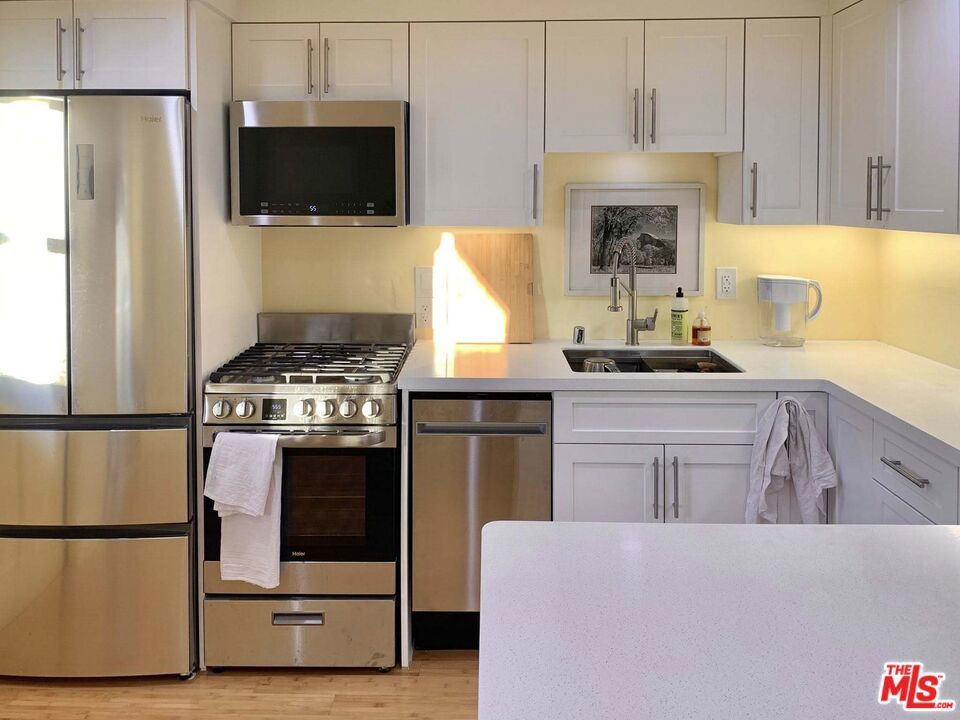 Photo of Listing #25537021