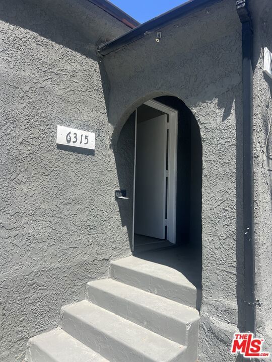 Photo of Listing #25537293