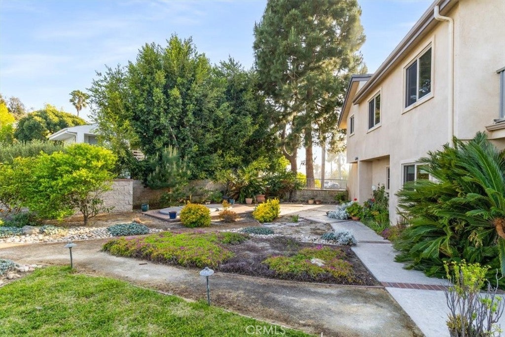 Photo of Listing #OC25105341