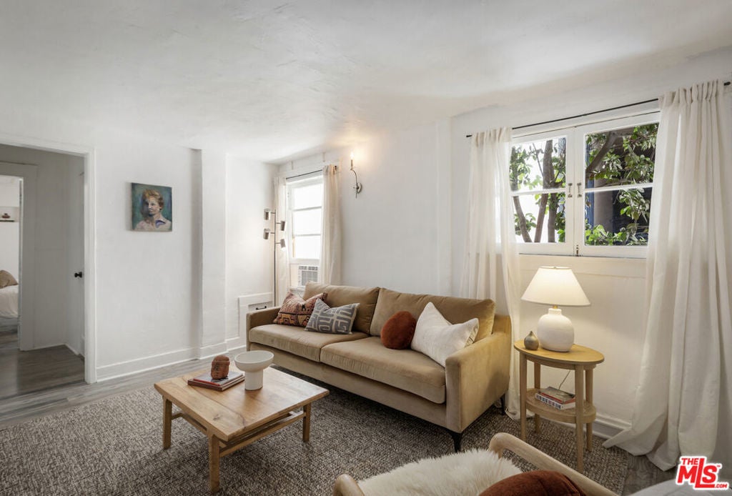 Photo of Listing #25536741