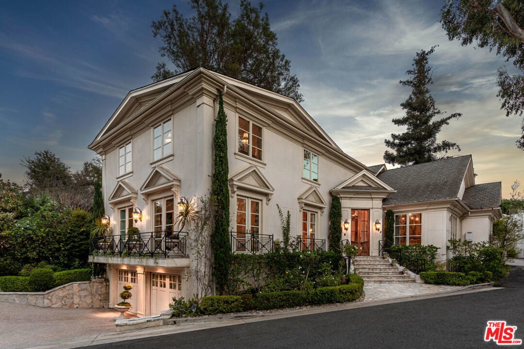 Photo of Listing #25537821