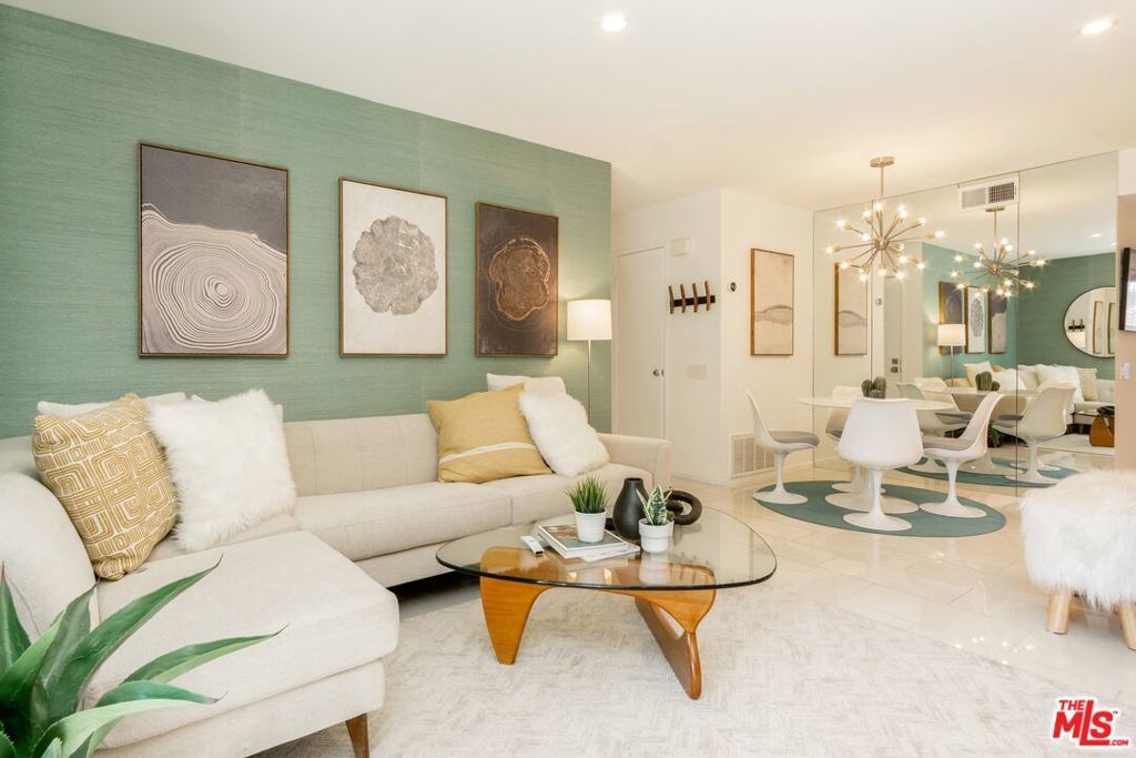 Photo of Listing #25537915