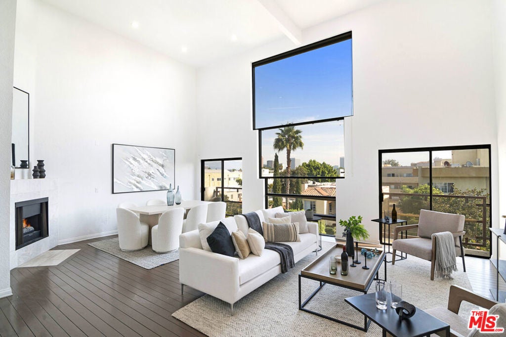 Photo of Listing #25537967