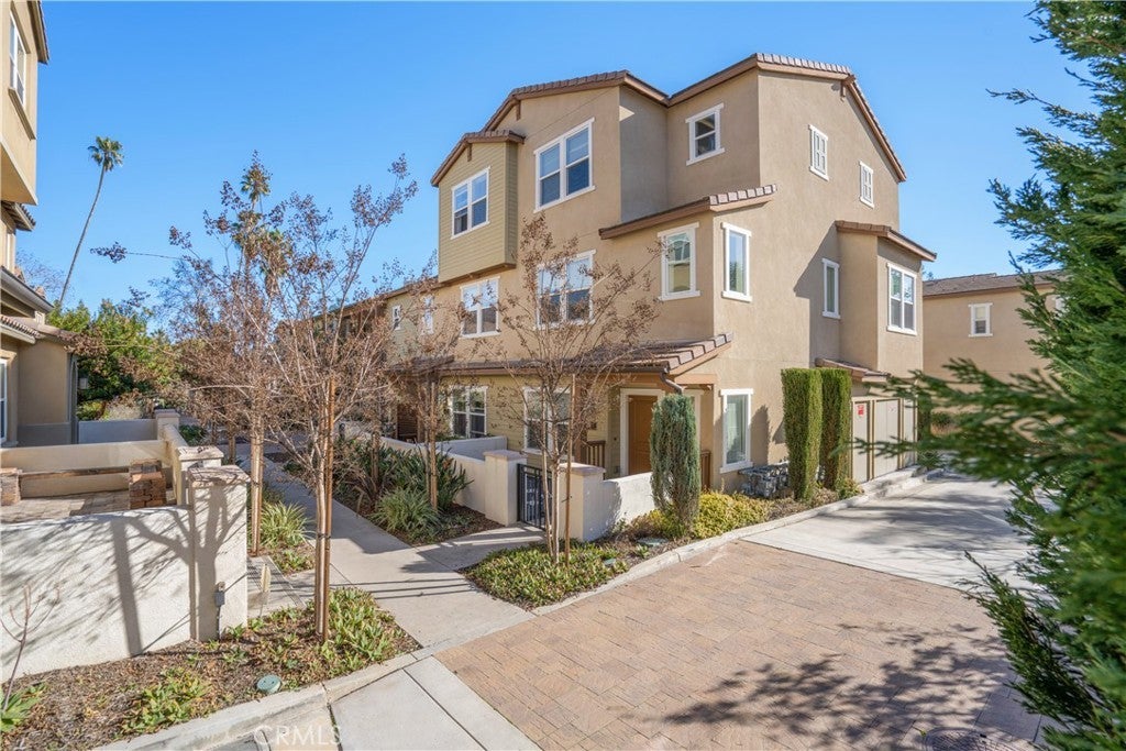 Photo of Listing #AR25106185