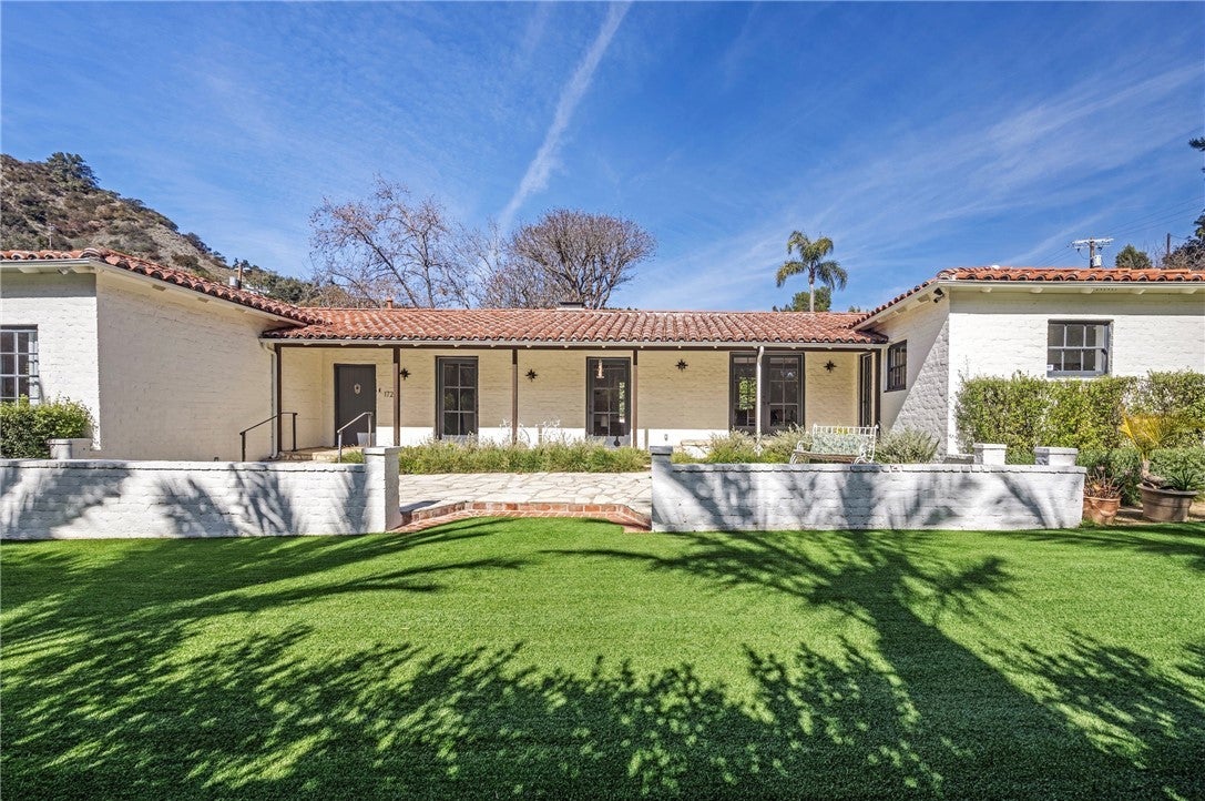 Photo of Listing #ND25103557