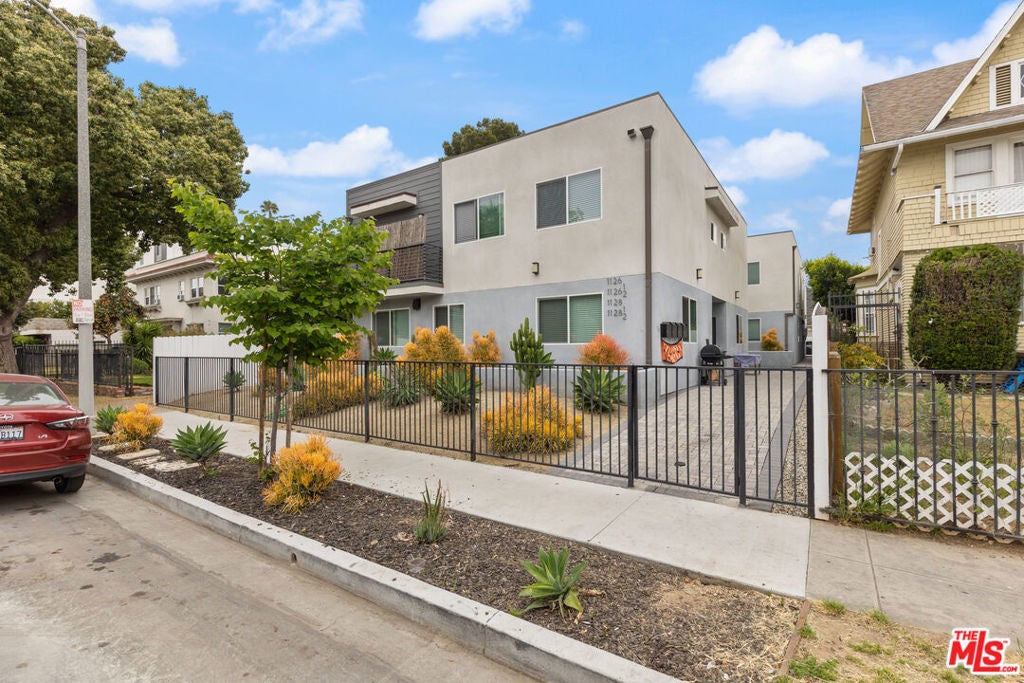 Photo of Listing #25538323