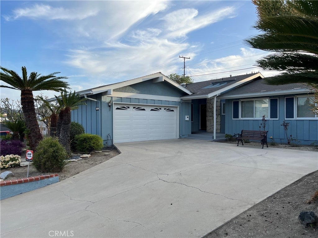 Photo of Listing #TR25102289