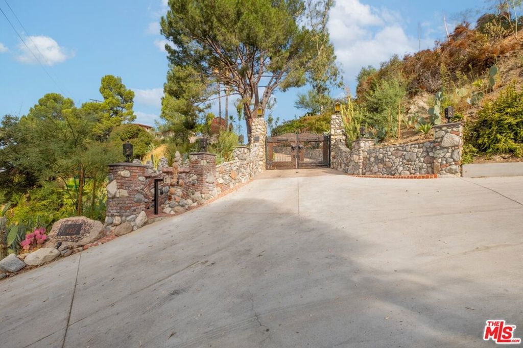 Photo of Listing #25538441