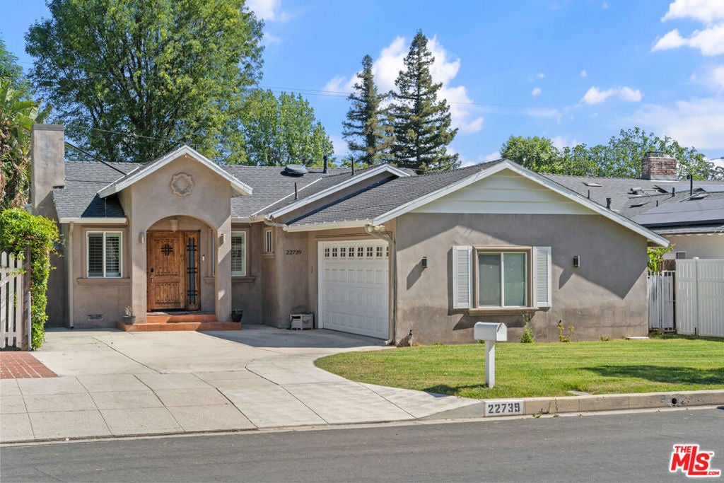 Photo of Listing #25538485