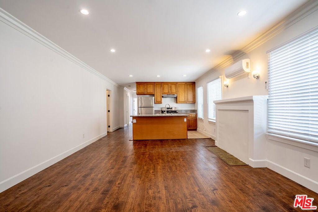 Photo of Listing #25538539