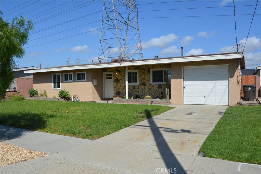 Photo of Listing #PW25106870