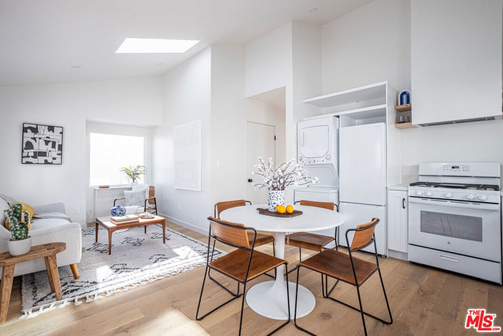 Photo of Listing #25538781