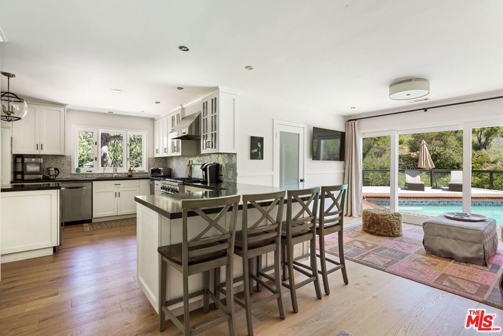 Photo of Listing #25538765