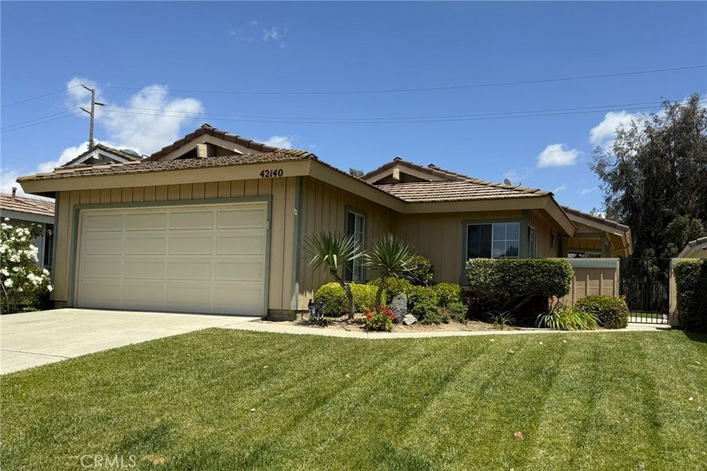 Photo of Listing #SW25107205