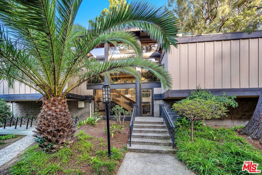 Photo of Listing #25538567