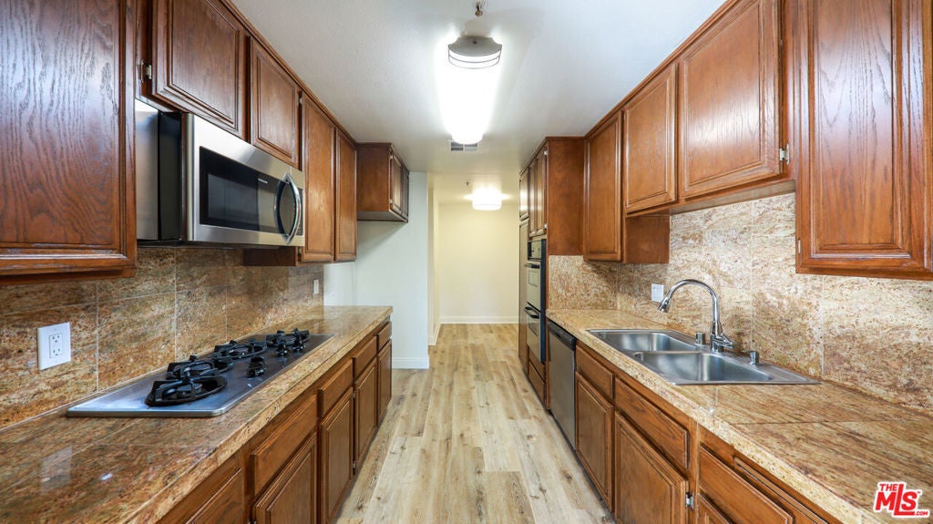 Photo of Listing #25539403