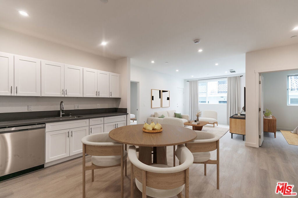 Photo of Listing #25539663