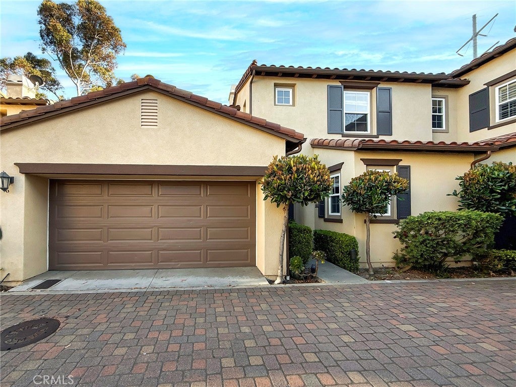 Photo of Listing #OC25109268