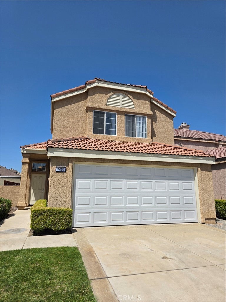 Photo of Listing #IV25109361