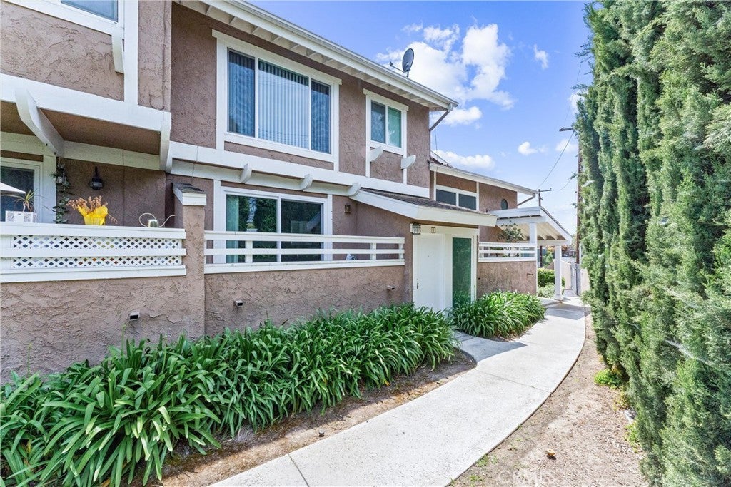 Photo of Listing #PW25109864