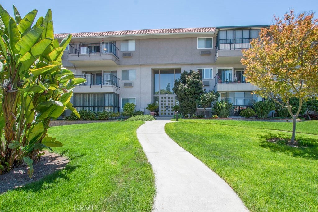 Photo of Listing #OC25109686