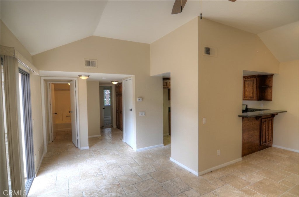 Photo of Listing #OC25109587