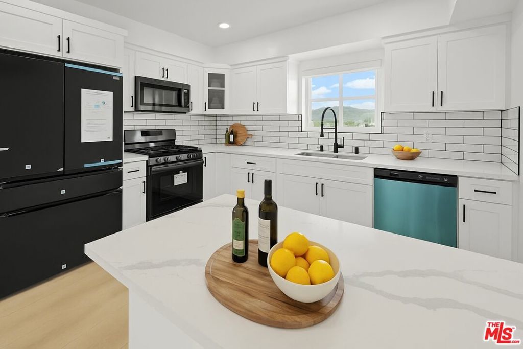 Photo of Listing #25540159