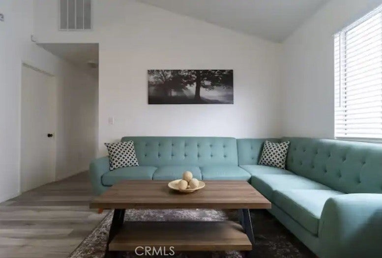 Photo of Listing #PW25110322