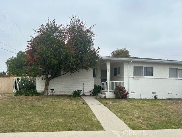 Photo of Listing #SR25110390