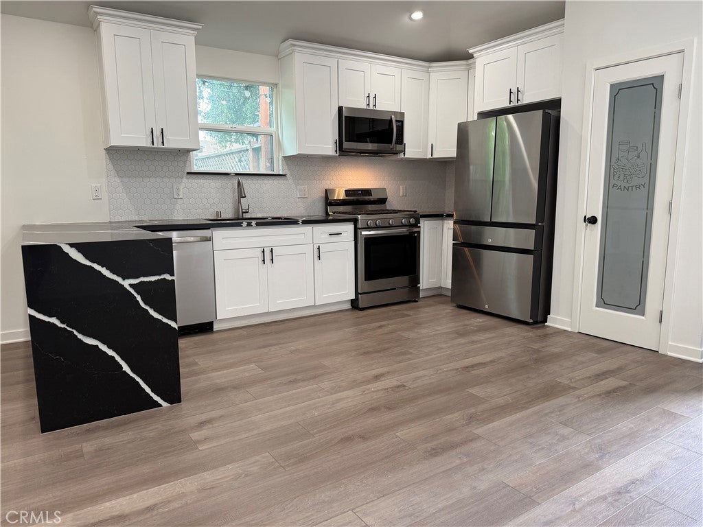 Photo of Listing #SR25110456