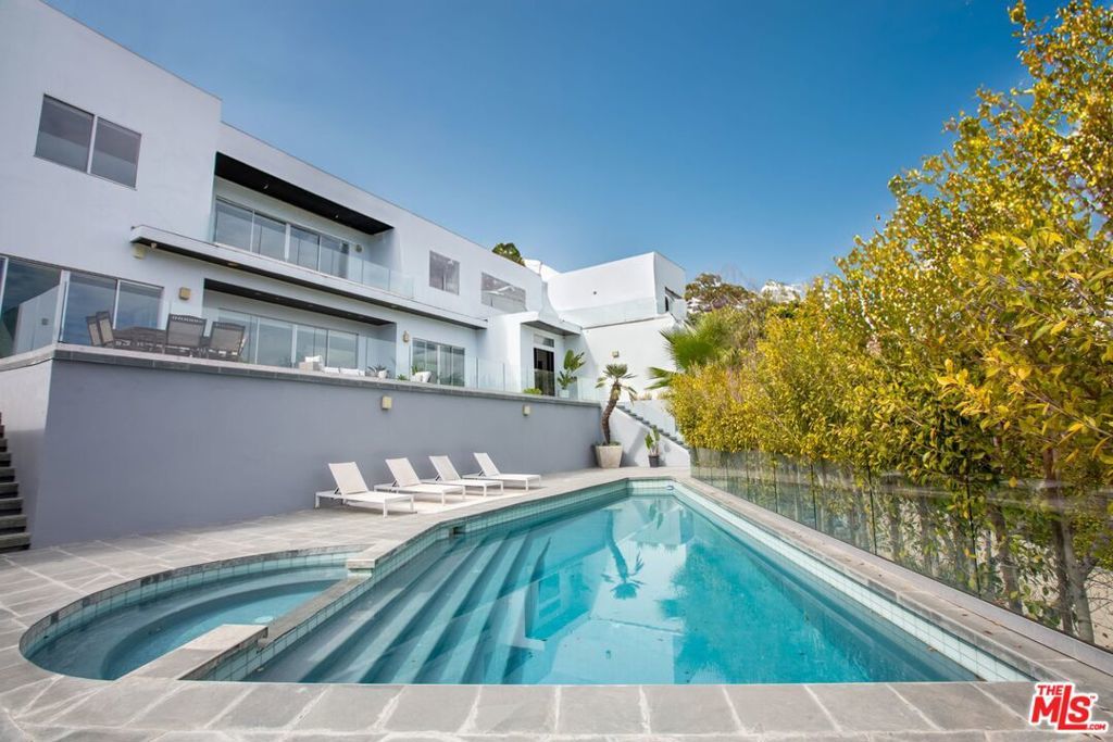 Photo of Listing #25538685