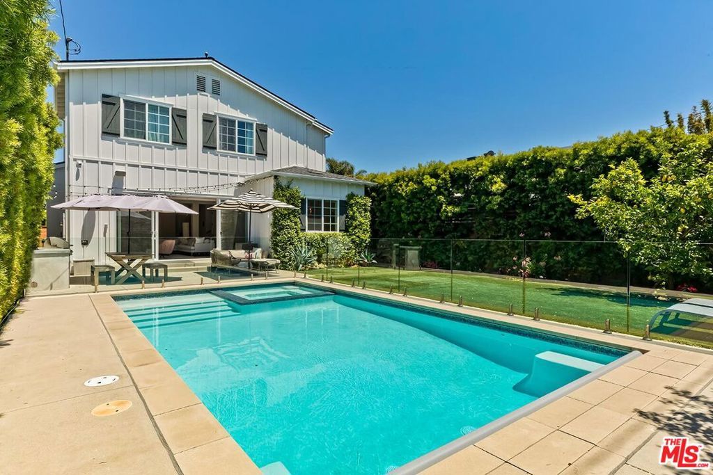 Photo of Listing #25539953