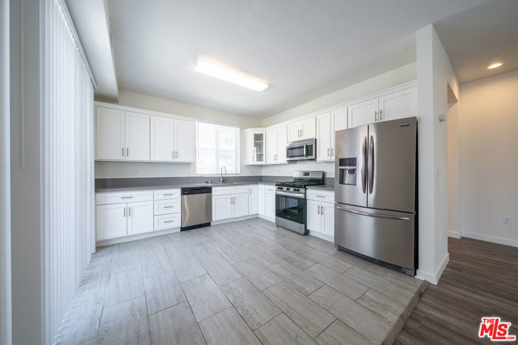 Photo of Listing #25537386